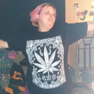 Meet your Posher, Pam